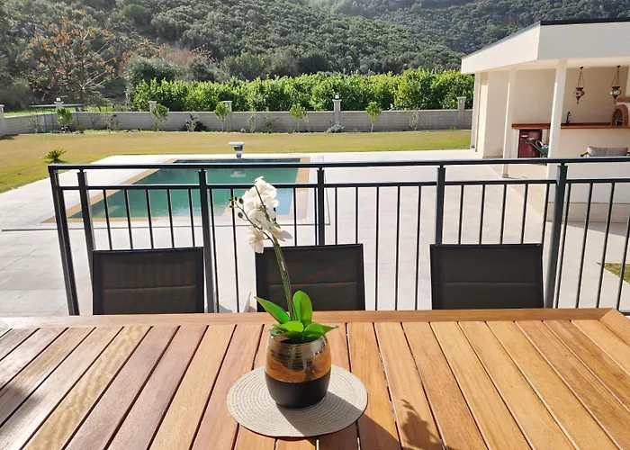 Melara Villa *